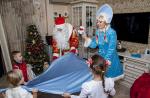 Juegos de Santa Claus con niños. Diversión de Papá Noel