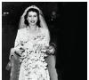 Su Alteza Estilo: Los secretos del vestuario de la reina Isabel II Disfraces de Isabel II