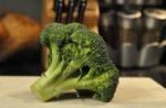 Cómo conservar todos los beneficios de la coliflor y el brócoli: ¿cuánto debes cocinar congelado y fresco?